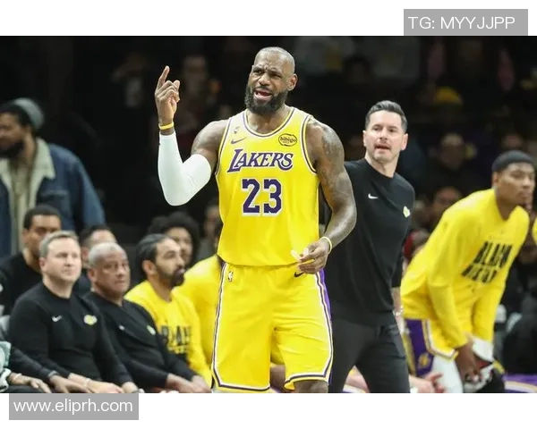 骑士后场新援表态：詹姆斯离开不会影响我们目标